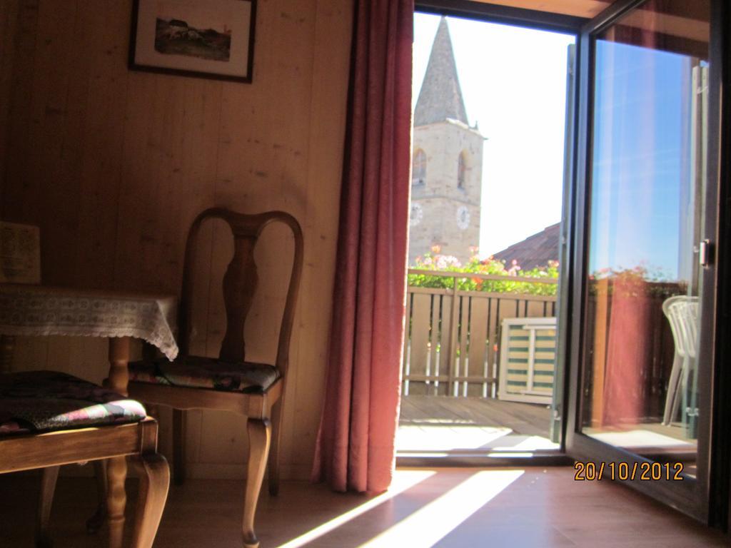 Gasthof Zum Roessl San Genesio Atesino Habitación foto